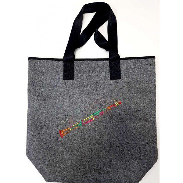Bolso grande de fieltro con bordado clarinete multicolor