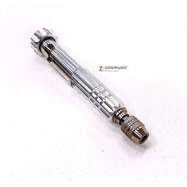 Destornillador con 3 puntas planas de distinta medida y 1 quitapón muelles